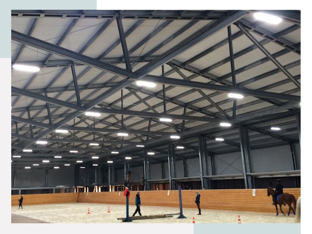Строительство конных манежей от 614 руб в Великий Новгород